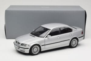 BMW 330i E46 Silver UT Models 1:18 80430302328 Diecast - image 8 of 8