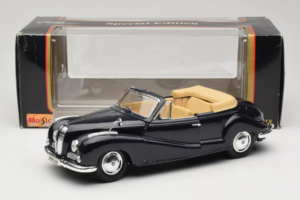 BMW 502 Cabriolet Black Maisto 1:18 31817 Diecast - image 8 of 8