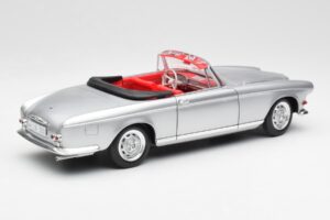 BMW 503 Silver Revell 1:18 18787 Diecast - image 3 of 8
