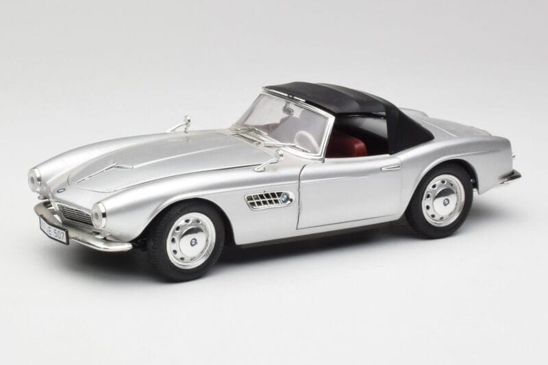 BMW 507 Silver Revell 1:18 9034 Diecast