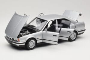 BMW 535i E34 Silver Minichamps 1:18 100024005 Diecast - image 2 of 8