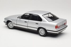 BMW 535i E34 Silver Minichamps 1:18 100024005 Diecast - image 7 of 8