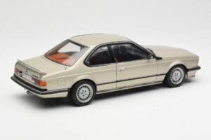 BMW 635 CSi E24 Bronzit Beige Metallic AUTOart 1:18 70523 Diecast - image 3 of 8
