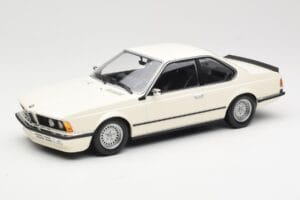 BMW 635 CSi E24 White Minichamps 1:18 155028102 Diecast