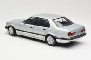 BMW 730i E32 Silver Minichamps 1:18 100023000 Diecast - image 7 of 8