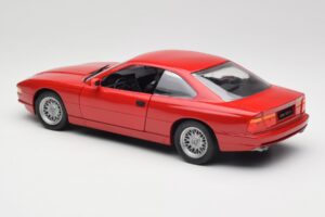 BMW 850Ci E31 Brilliant Red Revell 1:18 8827 Diecast - image 7 of 8