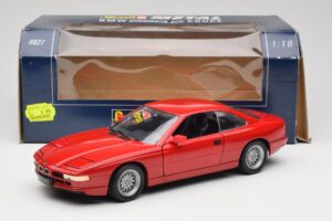 BMW 850Ci E31 Brilliant Red Revell 1:18 8827 Diecast - image 8 of 8