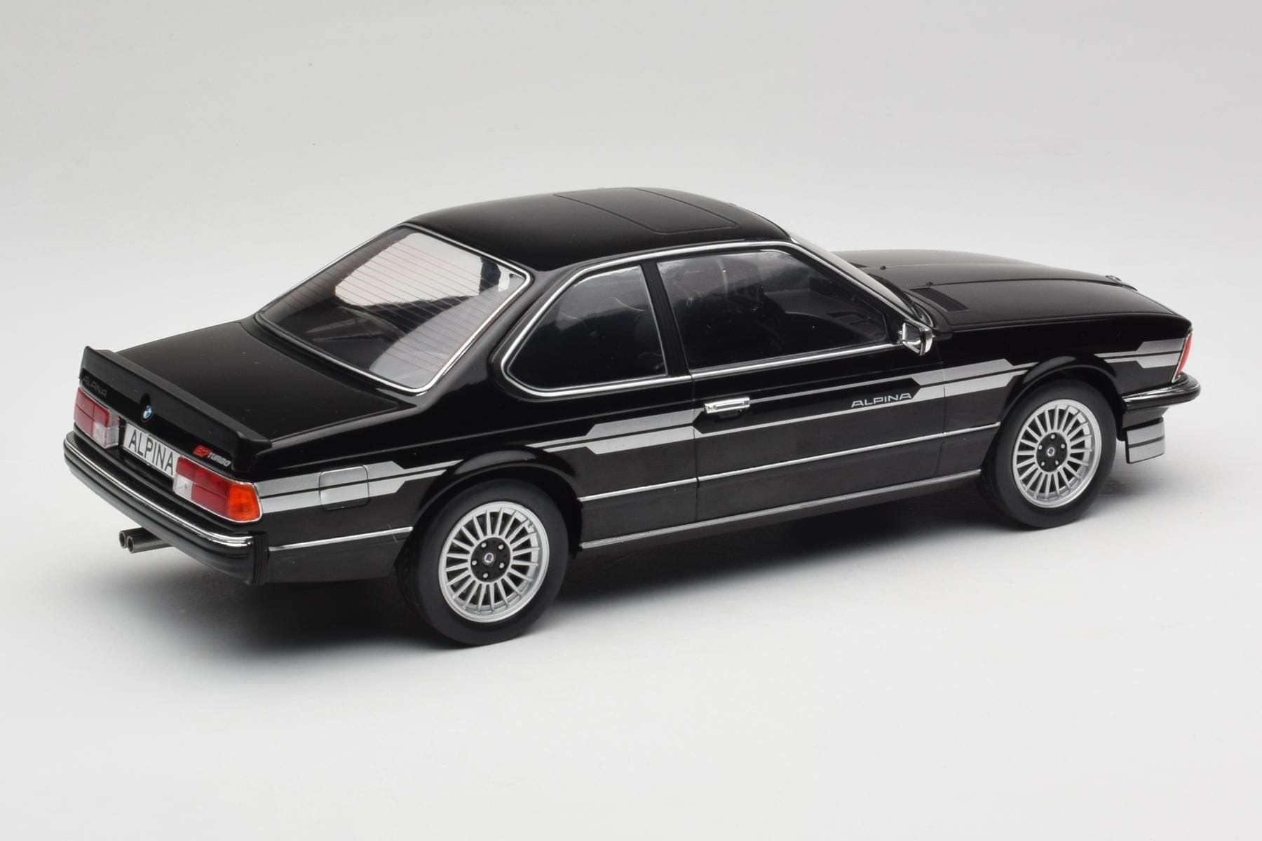 bmw-alpina-b7-turbo-e24-