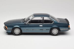 BMW 635 CSi E24 Petrol Blue Metallic Minichamps 1:18 155028108 Diecast - image 3 of 6