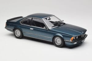 BMW 635 CSi E24 Petrol Blue Metallic Minichamps 1:18 155028108 Diecast - image 4 of 6