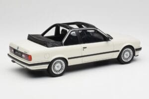 BMW 325i E30 Baur TC2 White Otto 1:18 OT1097 Resin - image 2 of 6