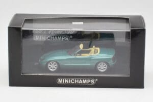 BMW Z1 E30 British Racing Green Minichamps 1:43 400020100 Diecast - image 4 of 4