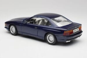 BMW E31 850i Mauritius Blue Maisto 1:18 438813100299 Diecast - image 7 of 8