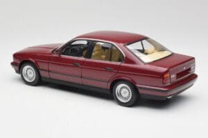 BMW 535i E34 Red Minichamps 1:18 100024002 Diecast - image 7 of 8