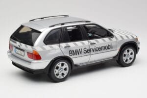 BMW X5 E53 3.0d Service Mobil Kyosho 1:18 80430305646 Diecast - image 3 of 8