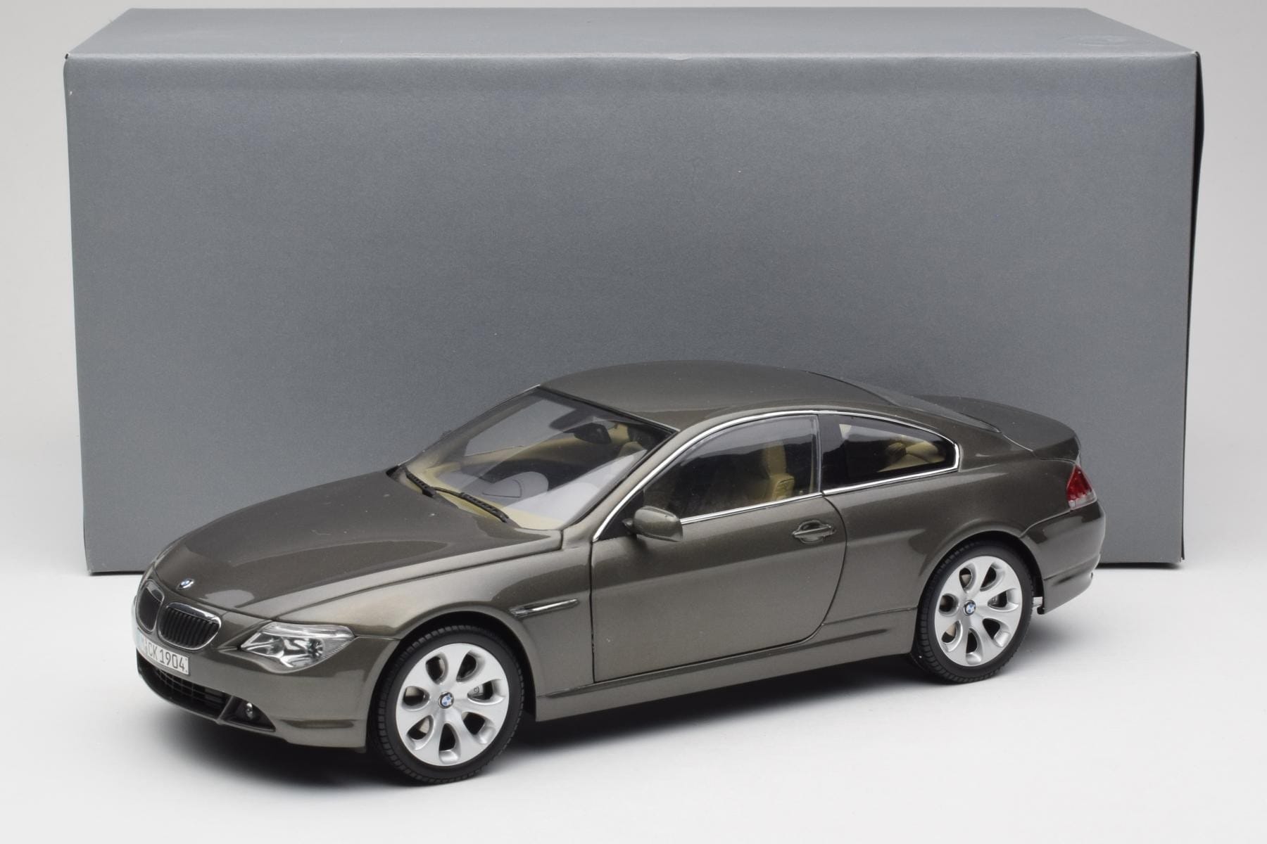 Kyosho BMW 6 E63 Coupe 1:18 Light Bronze Diecast