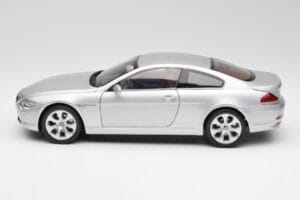 BMW 645Ci E63 Silver Kyosho 1:18 80430153285 Diecast - image 4 of 8