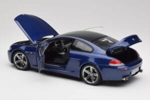 BMW M6 E63 Blue Kyosho 1:18 80430413351 Diecast - image 5 of 8
