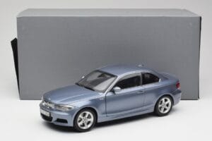 BMW 1 E82 Coupe Blue Kyosho 1:18 80430427065 Diecast - image 8 of 8
