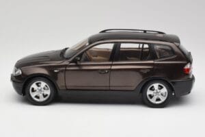 BMW X3 E83 3.0d Dark Brown Metallic Kyosho 1:18 80430300736 Diecast - image 4 of 8