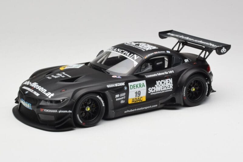 BMW Z4 E89 GT3 #19 Pixum C. Hurtgen / D. Baumann Spa 24 Hours Winner 2013 Minichamps 1:18 151132399 Diecast