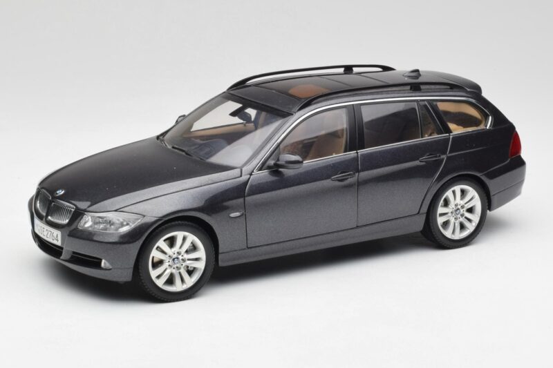 BMW 330i E91 Touring Dark Grey Kyosho 1:18 BMW 330i E91 Touring Dark Grey Kyosho 1:18 80430394360 Diecast