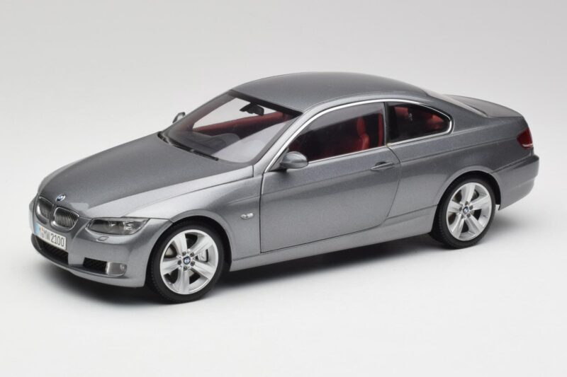 BMW 330i E92 Coupe Grey Metallic Kyosho 1:18 80430407220 Diecast