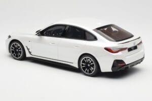 BMW i4 M50 G26 Mineral White Metallic Otto 1:18 OT1074 Resin - image 5 of 6