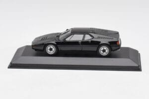 BMW M1 Black Minichamps 1:43 940025021 Diecast