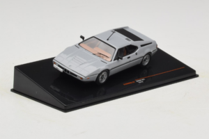 BMW M1 Grey IXO 1:43 CLC602N Diecast - image 2 of 4