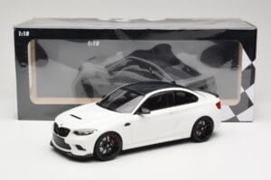BMW M2 CS F87 White with Black Wheels Minichamps 1:18 155021025 Diecast - image 6 of 6