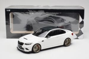 BMW M2 F87 CS Alpine White Gold Wheels Minichamps 1:18 155021020 Diecast - image 6 of 6