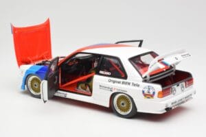 BMW M3 E30 #46 R. Ravaglia / E. Pirro WTCC Calder Park 1987 Minichamps 1:18 180872046-O Diecast - image 5 of 8