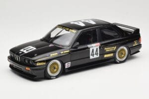 BMW M3 E30 JPS Team BMW #44 J. Richards / T. Longhurst Class Winners Bathurst 1000 1987 Minichamps 1:18 155872044 Diecast