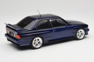 BMW M3 E30 Macau Blue IXO 1:18 18CMC122 Diecast - image 2 of 6