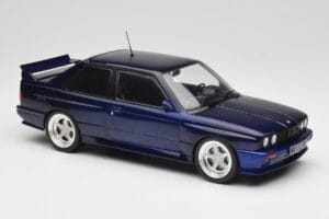 BMW M3 E30 Macau Blue IXO 1:18 18CMC122 Diecast - image 4 of 6