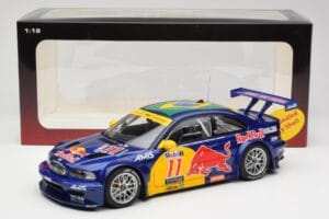 BMW M3 E46 GTR #11 Red Bull Interlagos 2005 AUTOart 1:18 80645 Diecast - image 6 of 6