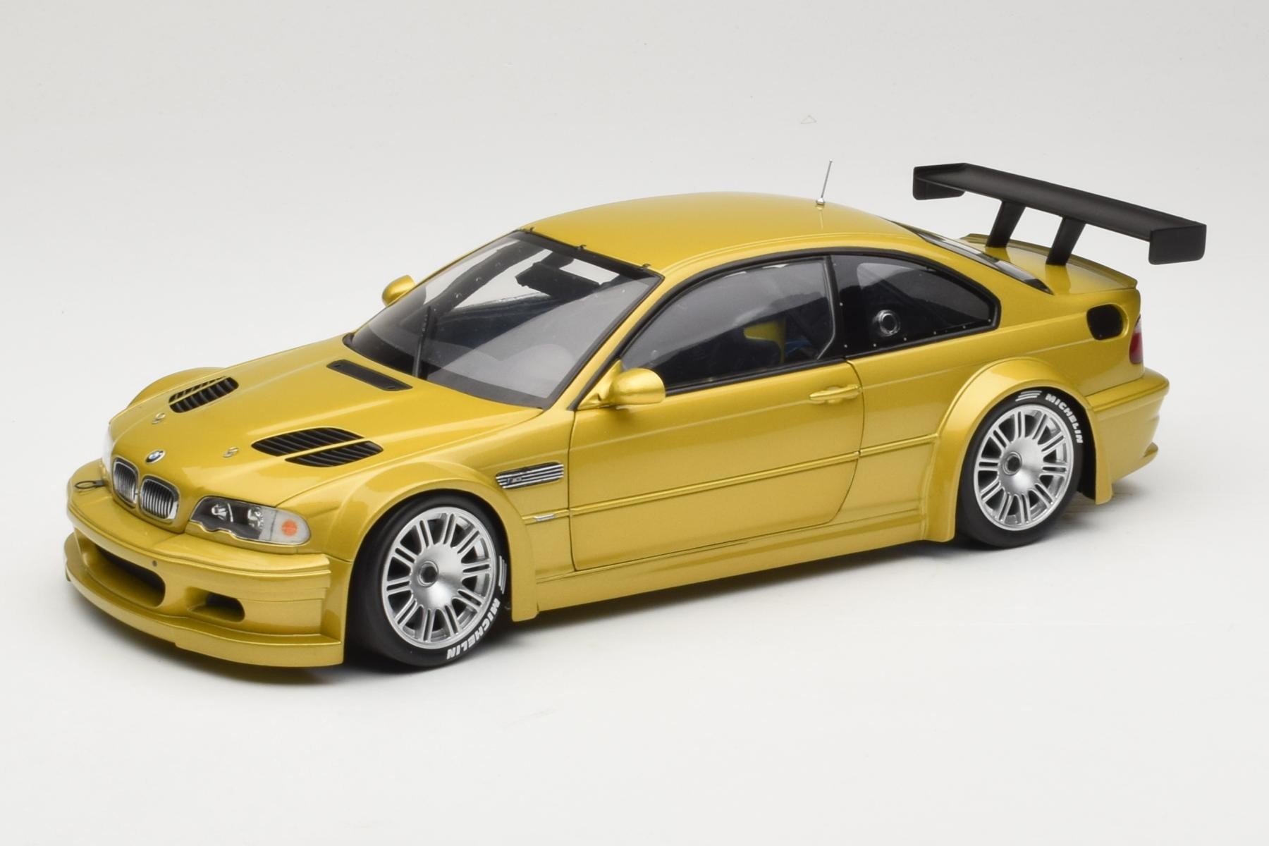 と*ち様 MINICHAMPS  M3 GTR 'STREET' 1:18 Minichamps BMW M3 E46 GTR Phoenix Yellow 1:18