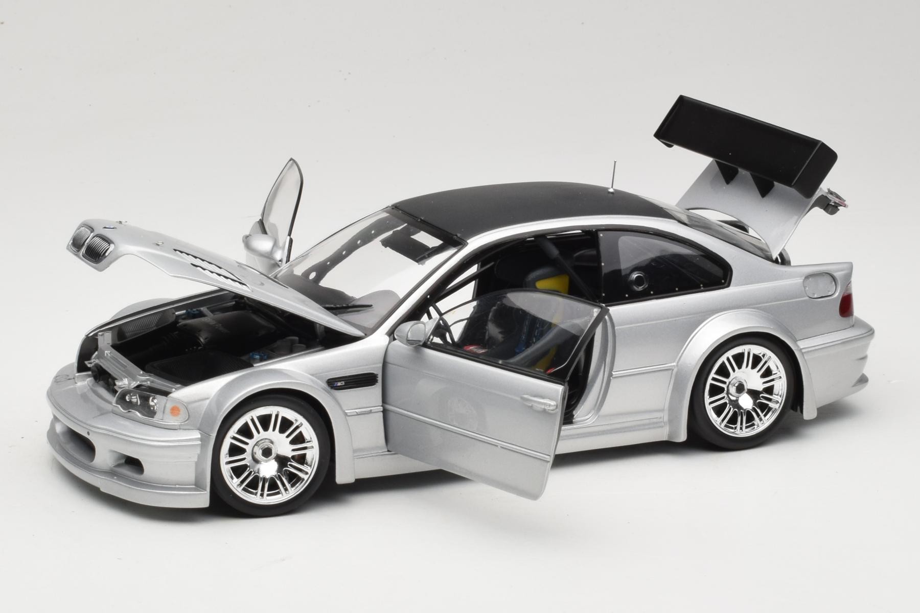 Minichamps BMW M3 E46 GTR Street 1:18 Silver