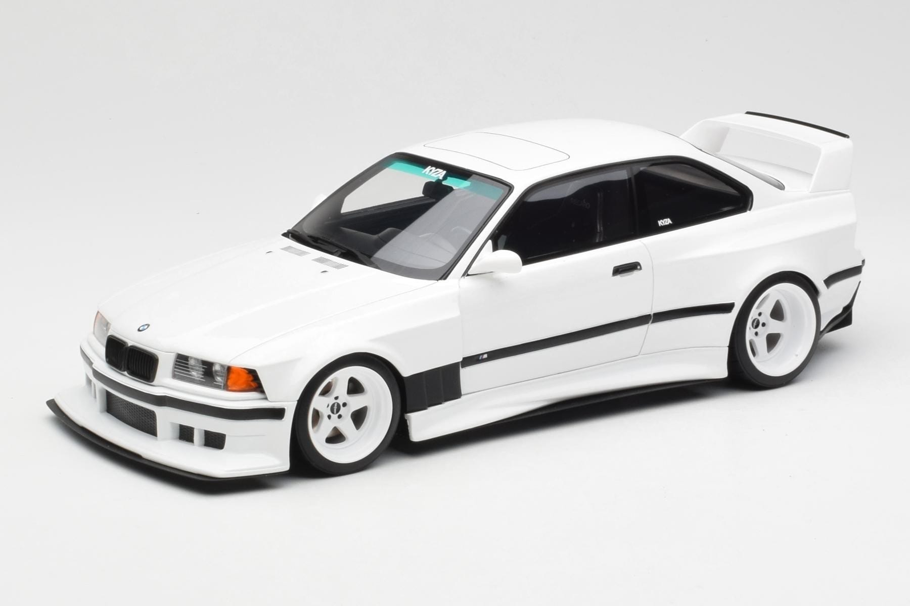 BMW M3 GTR E36 Khyzyl Saleem Alpine White Otto 1:18