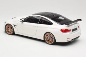 BMW M4 F82 GTS Alpine White Minichamps 1:18 110025221 Diecast - image 7 of 8