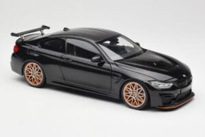 BMW M4 F82 GTS Sapphire Black Metallic Minichamps 1:18 110025220 Diecast - image 6 of 8