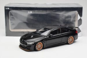 BMW M4 F82 GTS Sapphire Black Metallic Minichamps 1:18 110025220 Diecast - image 8 of 8