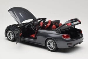 BMW M4 F83 Cabriolet Mineral Grey Paragon 1:18 80432339610 Diecast - image 5 of 8