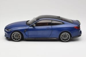 BMW M4 G82 Blue Metallic Minichamps 1:18 113020123 Diecast - image 4 of 8