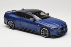 BMW M4 G82 Blue Metallic Minichamps 1:18 113020123 Diecast - image 6 of 8
