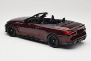 BMW M4 G83 Cabrio Red Metallic Minichamps 1:18 155021032 Diecast - image 5 of 6