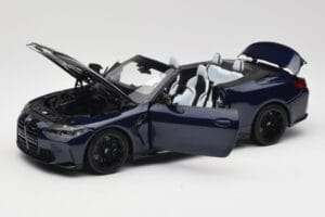 BMW M4 G82 Cabriolet Blue Metallic Minichamps 1:18 110021031 Diecast - image 2 of 8