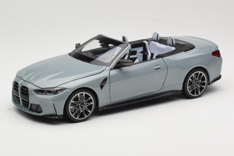 BMW M4 G83 Cabriolet Grey Metallic Minichamps 1:18 110021032 Diecast