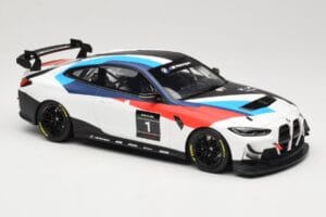 BMW M4 G82 GT4 #1 Presentation 2022 Otto 1:18 OT1228 Resin - image 4 of 6
